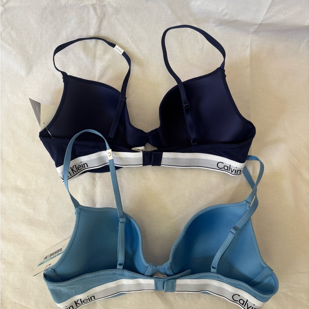 Calvin Klein Modern T Shirt Bra 34C ~ Two Bras ~ New w tags ~ Blue - Picture 2 of 7